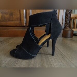 LC Lauren Conrad Elegant Black Heels Women's Size 8